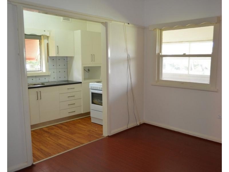 16 Layton Street, Wentworthville NSW 2145